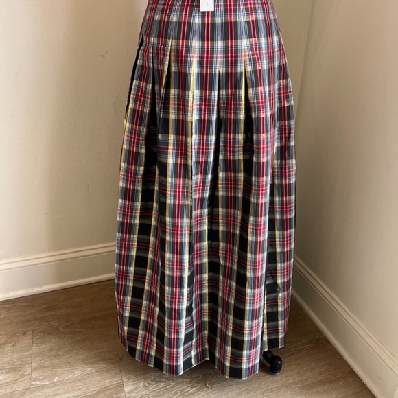 Talbots plaid skirt, size 4 - Picture 2 of 3